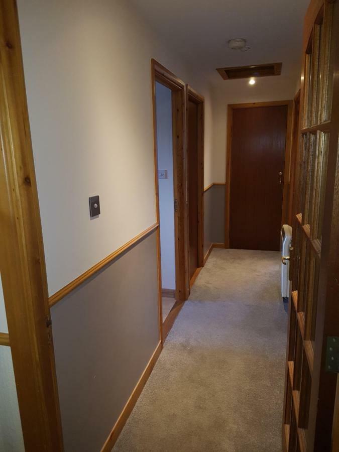 No 52 - Apartment With Lounge And Dining Area - No Kitchen Ullapool Exterior photo